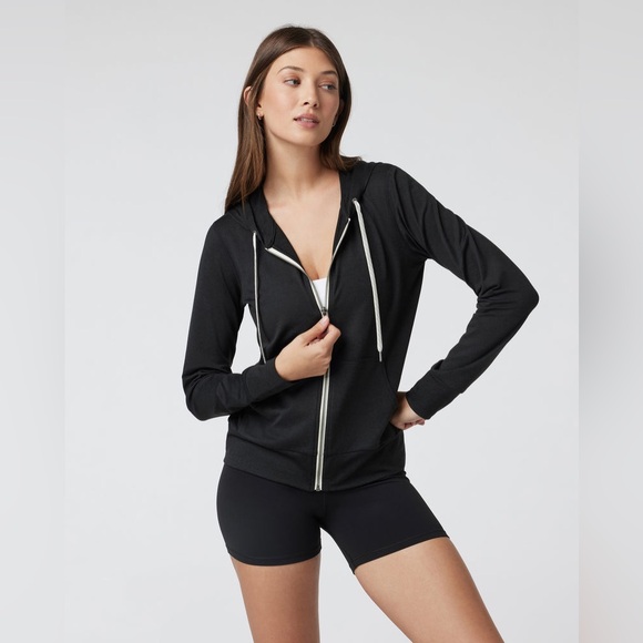 Vuori Tops - Vuori Halo Performance Hoodie 2.0